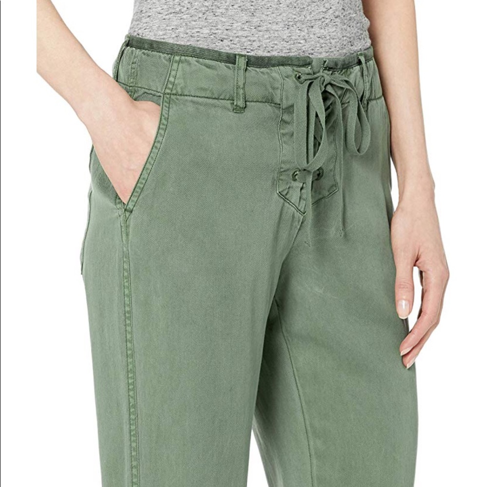 Ugg Jogger Women’s Woven Jogger - Picture 2 of 10